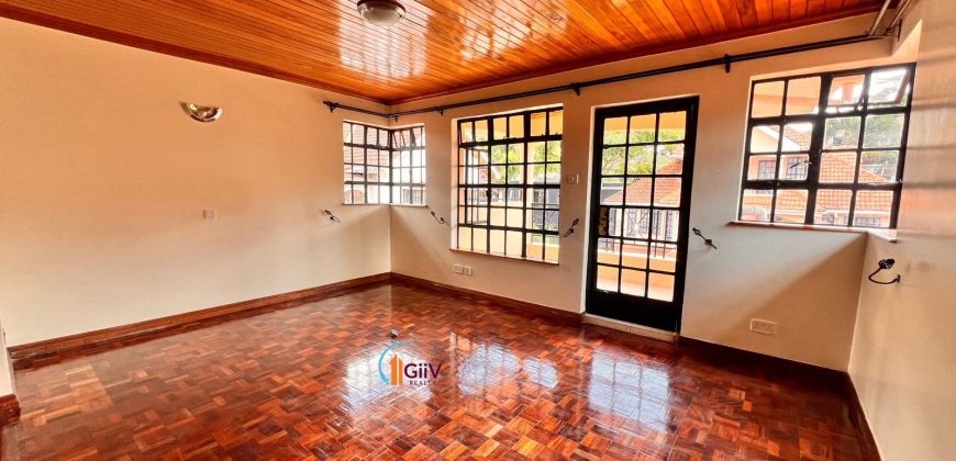 Newly Renovated 5 Bedroom Townhouse