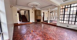 Newly Renovated 5 Bedroom Townhouse