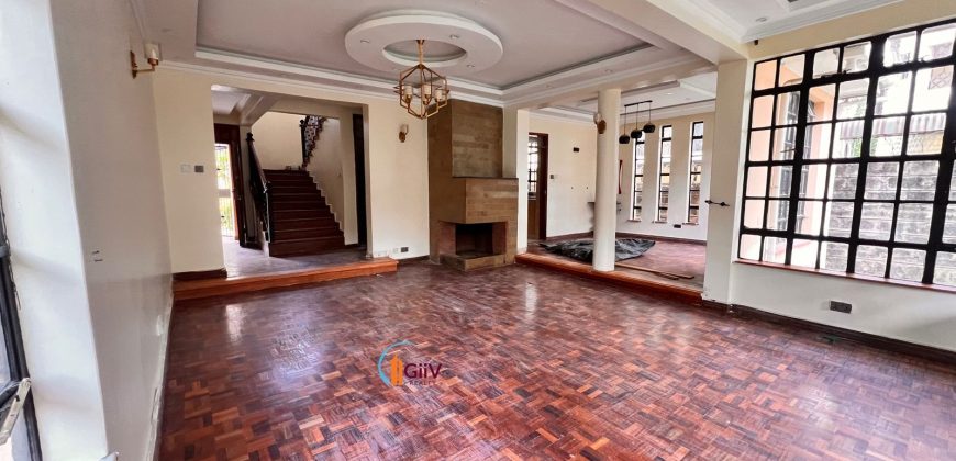 Newly Renovated 5 Bedroom Townhouse