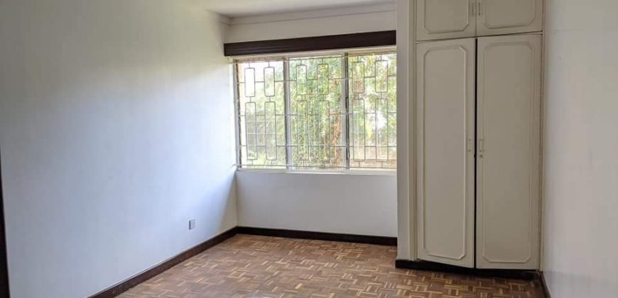Pet friendly 3bedroom maisonettes and study room