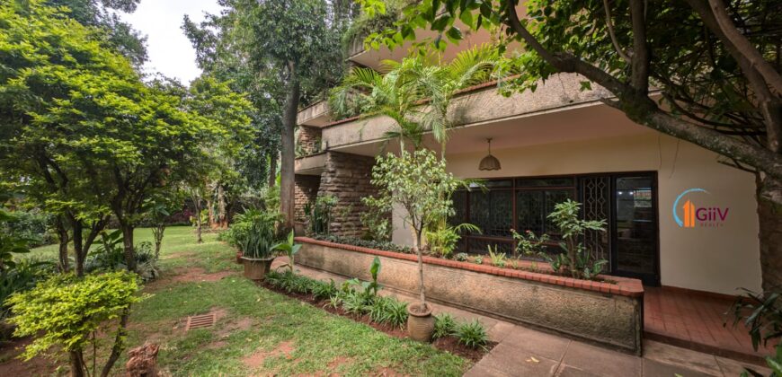 STATE HOUSE ROAD(ARBORETUM); 3 Bedroom unfurnished duplex garden Apartment.