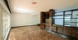 STATE HOUSE ROAD(ARBORETUM); 3 Bedroom unfurnished duplex garden Apartment.