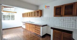 Riverside; 4 BR Maisonette to Let