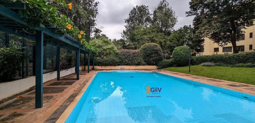 Riverside; 4 BR Maisonette to Let