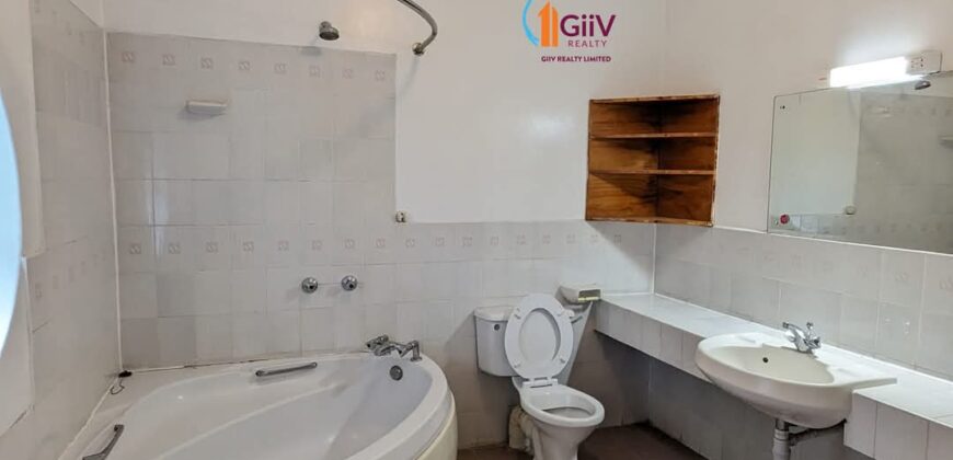 Riverside; 4 BR Maisonette to Let